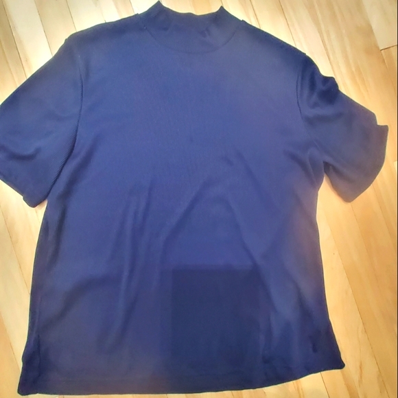 Penningtons top 1X - Picture 1 of 4